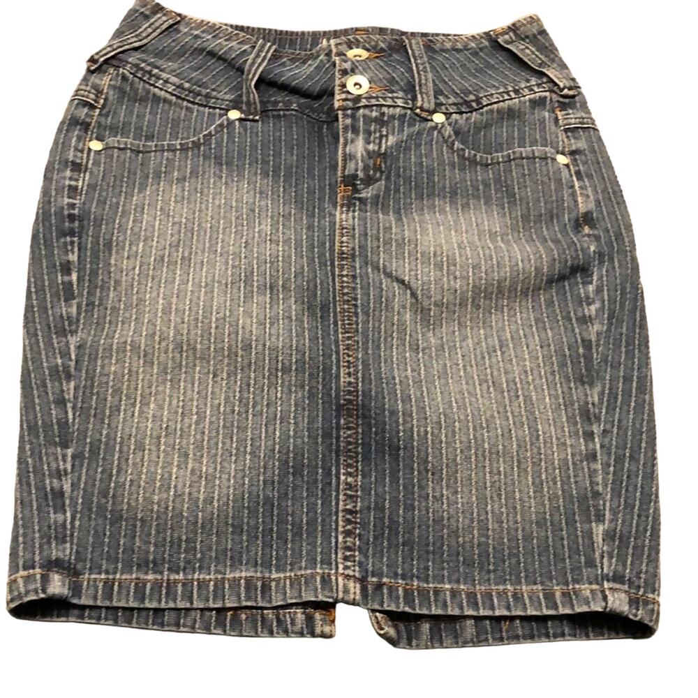 Farlow Jeans Textured Pinstriped Denim Skirt Juniors Size 3 Curvy Fit
